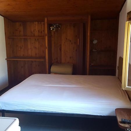 Hotel Villa Claudio マリーナ・ディ・マッサ エクステリア 写真